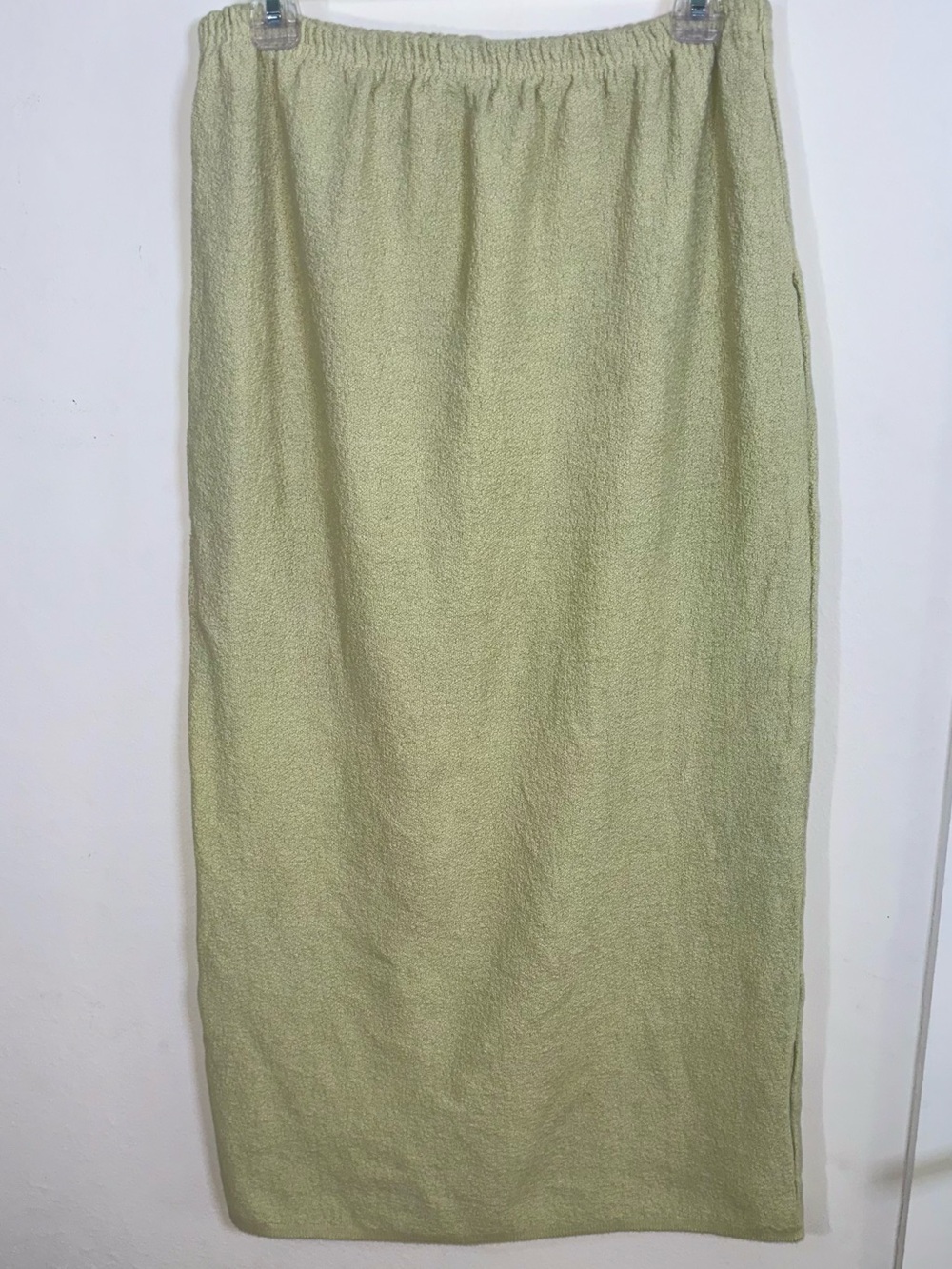 VTG Willow Sage Green Textured Midi Skirt M USA Made MOP Detail